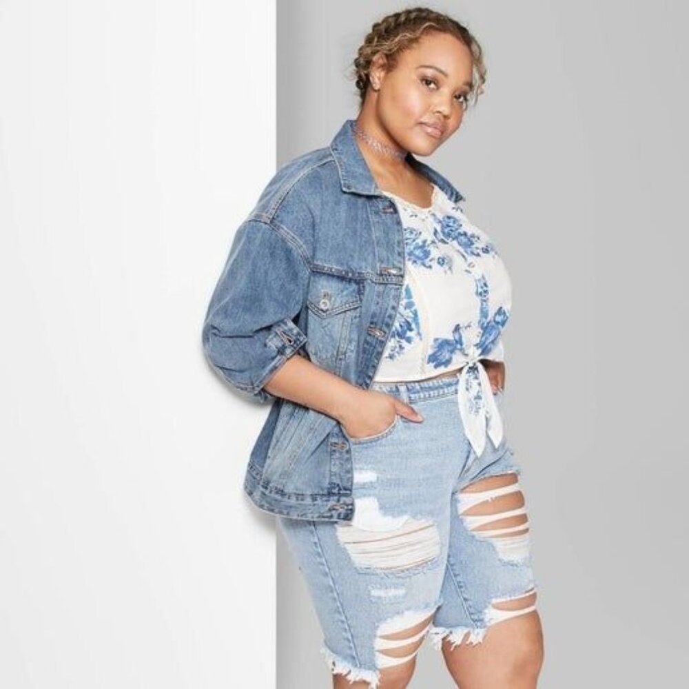 Womens Plus Size Distressed Denim Shorts Size 14W